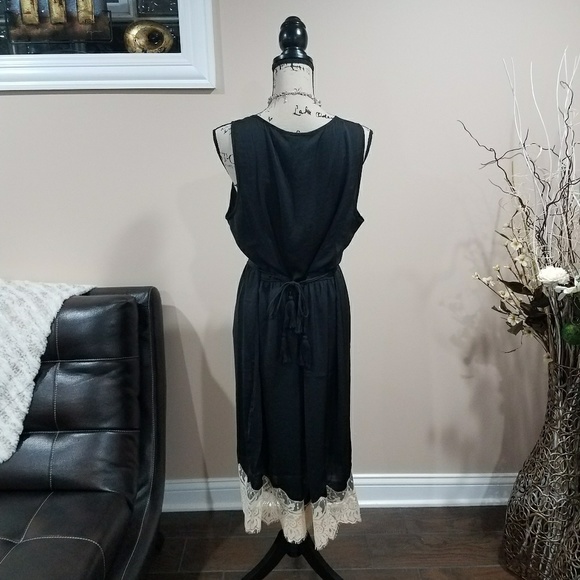 * SOLD * - Picture 4 of 6